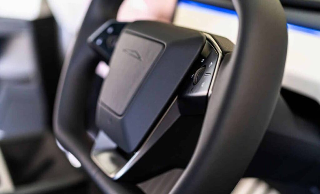 After 2,500 km in an EV, they admit it: