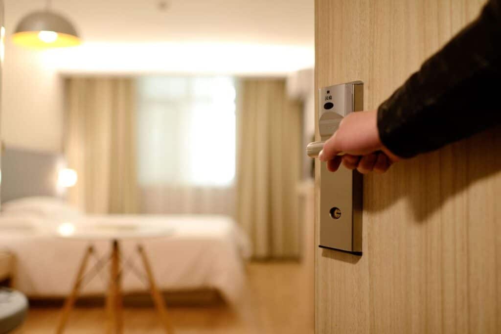 why a closed bedroom door could save your life at night