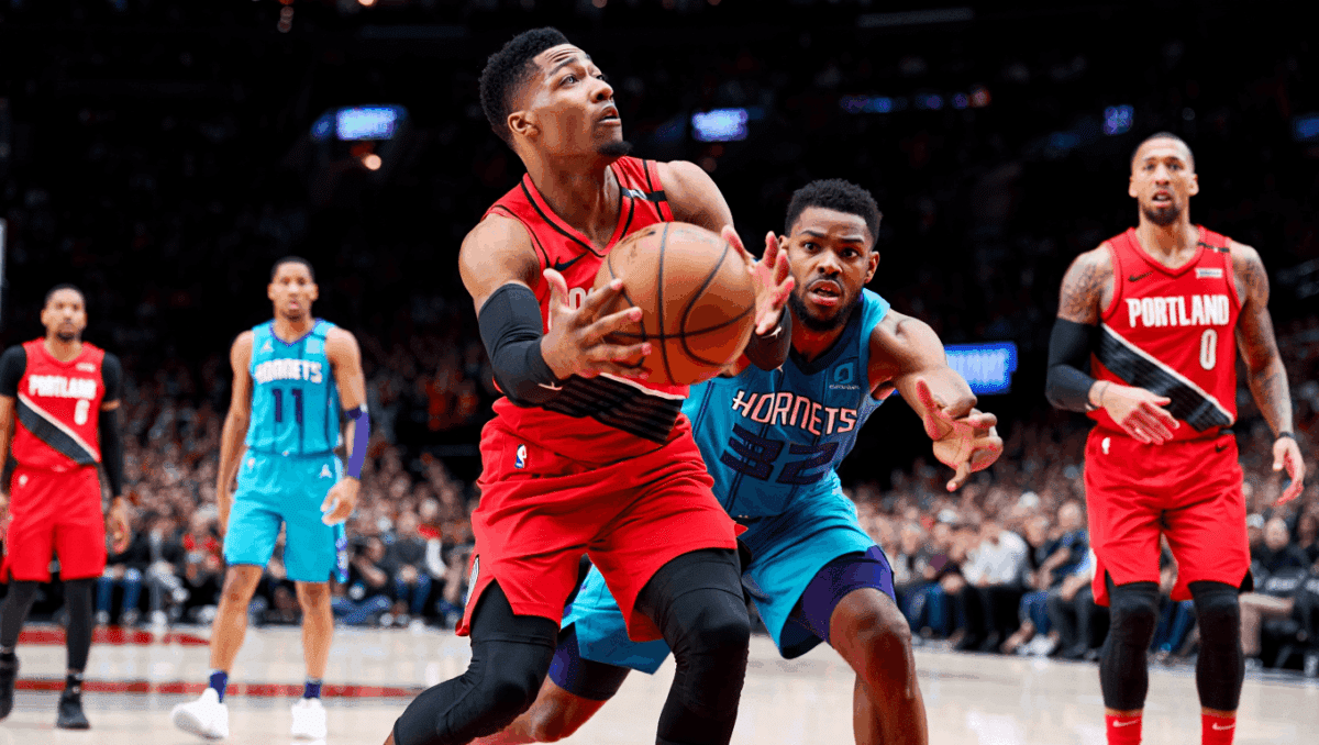 Hornets, Trail Blazers Set the Tone for Wild NBA Postseason